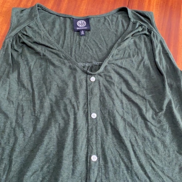 Flowy Tank Top - Like New! - Picture 3 of 11